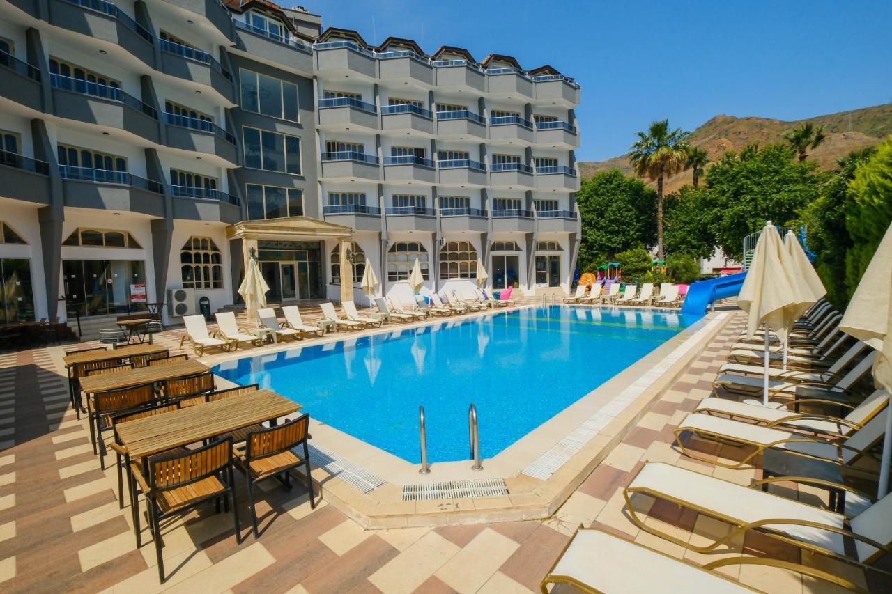 Club Selen Hotel Icmeler  Eksteriør billede