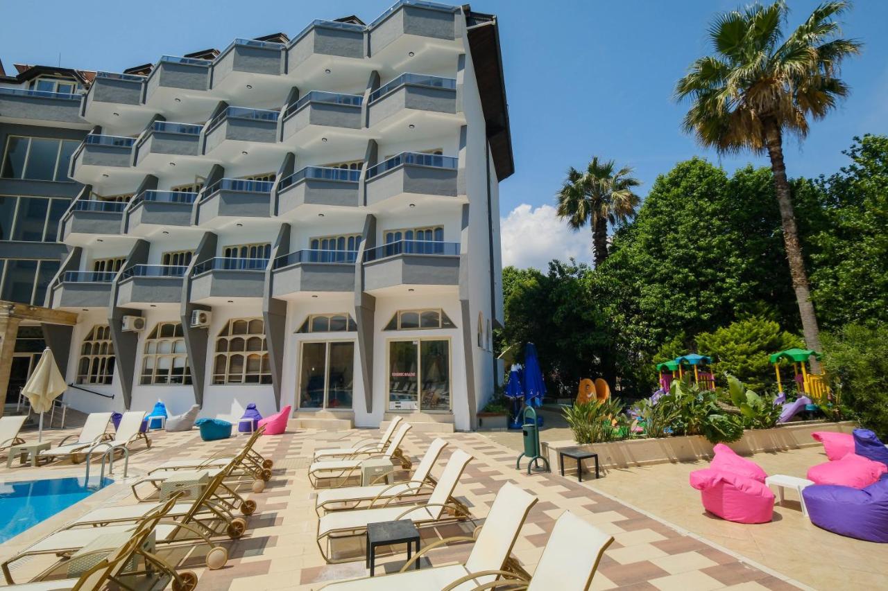 Club Selen Hotel Icmeler  Eksteriør billede